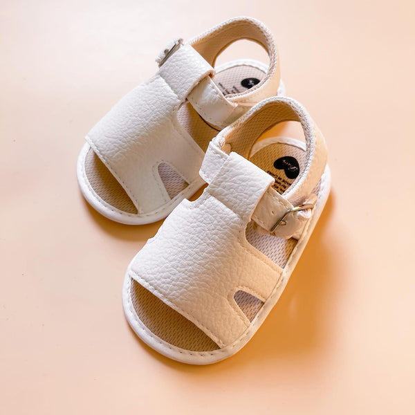 AMARI Sandals