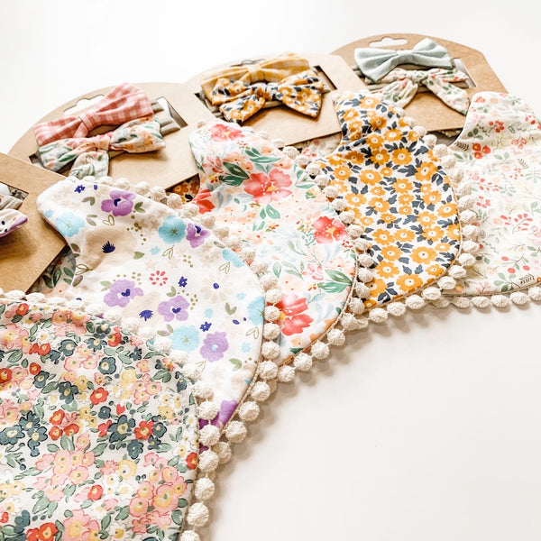 BLOSSOM Bibs